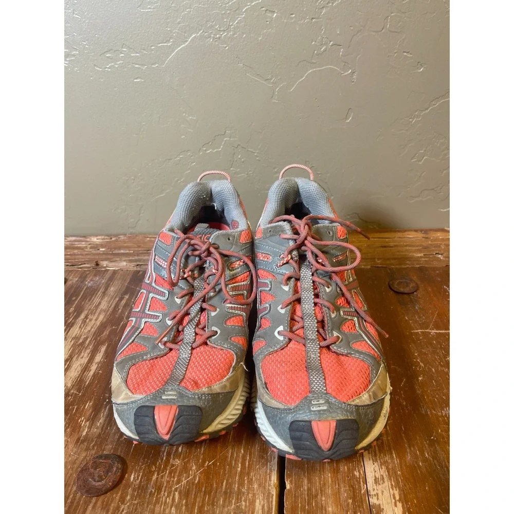Asics Gel Trabuco Trail Running Shoes Gore Tex Womens 9.5 Pink Sneakers Comfort